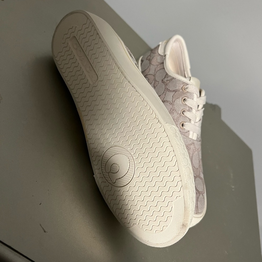 Shoes - Picture 3 of 3